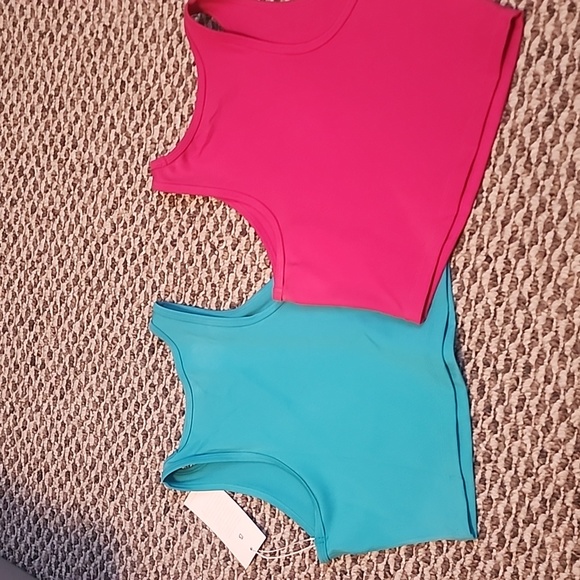 Buffbunny Tops - Picture 3 of 3